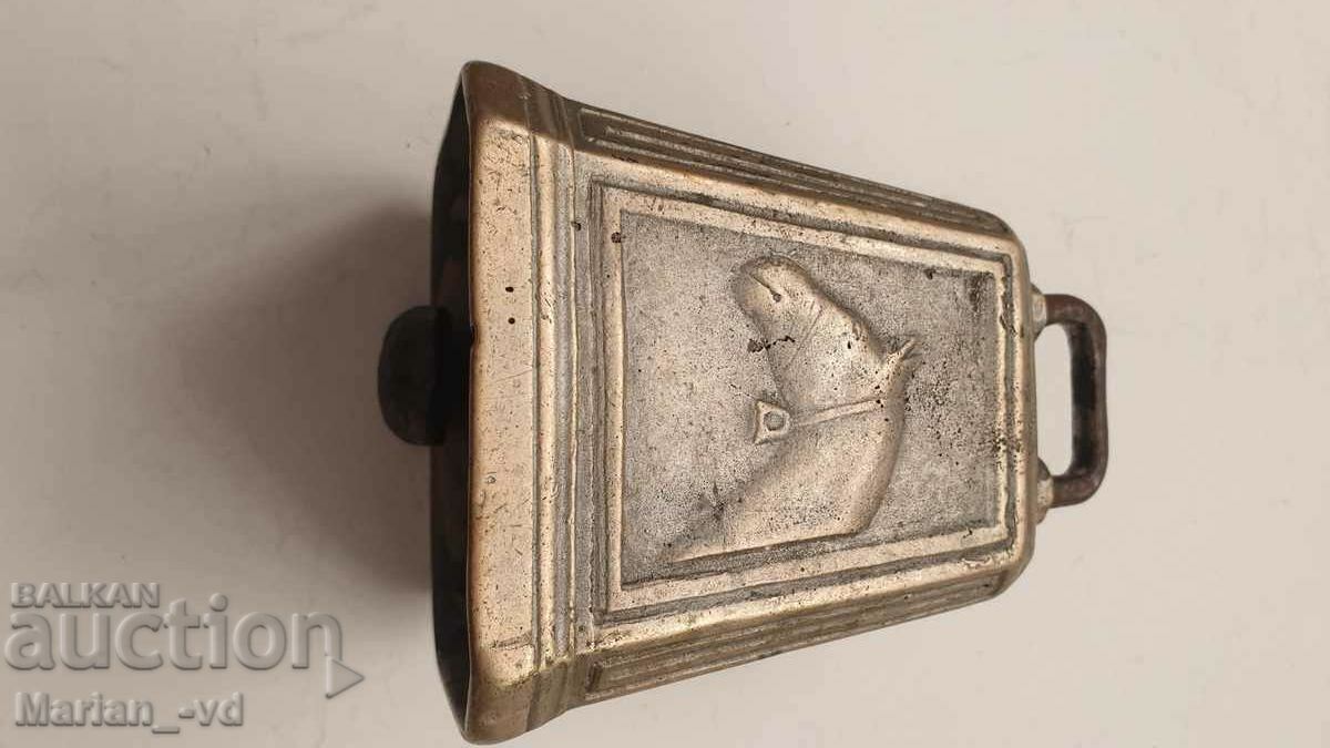 Auction Old English bronze horse bell Auction Old English bronze horse bell