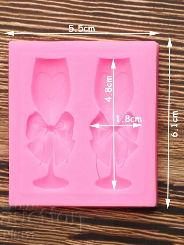 Silicone mold 2 glasses of champagne with hearts, fondant decoration
