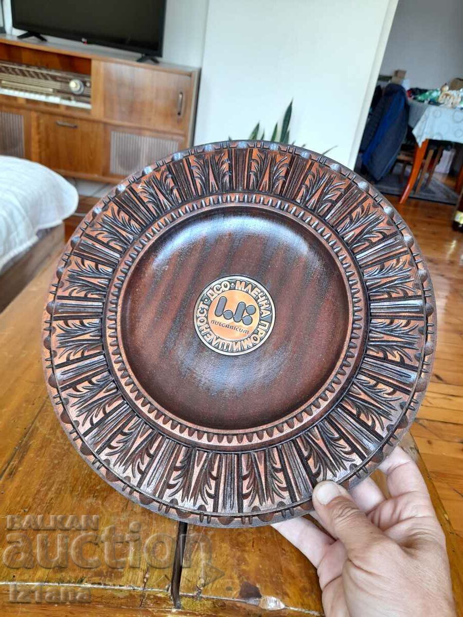 Auction Old wall plate DSO Dairy Industry Auction Old wall plate DSO Dairy Industry