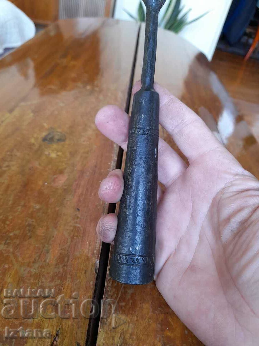 An old device, a tool for picking fruit - 5 An old device, a tool for picking fruit - 5