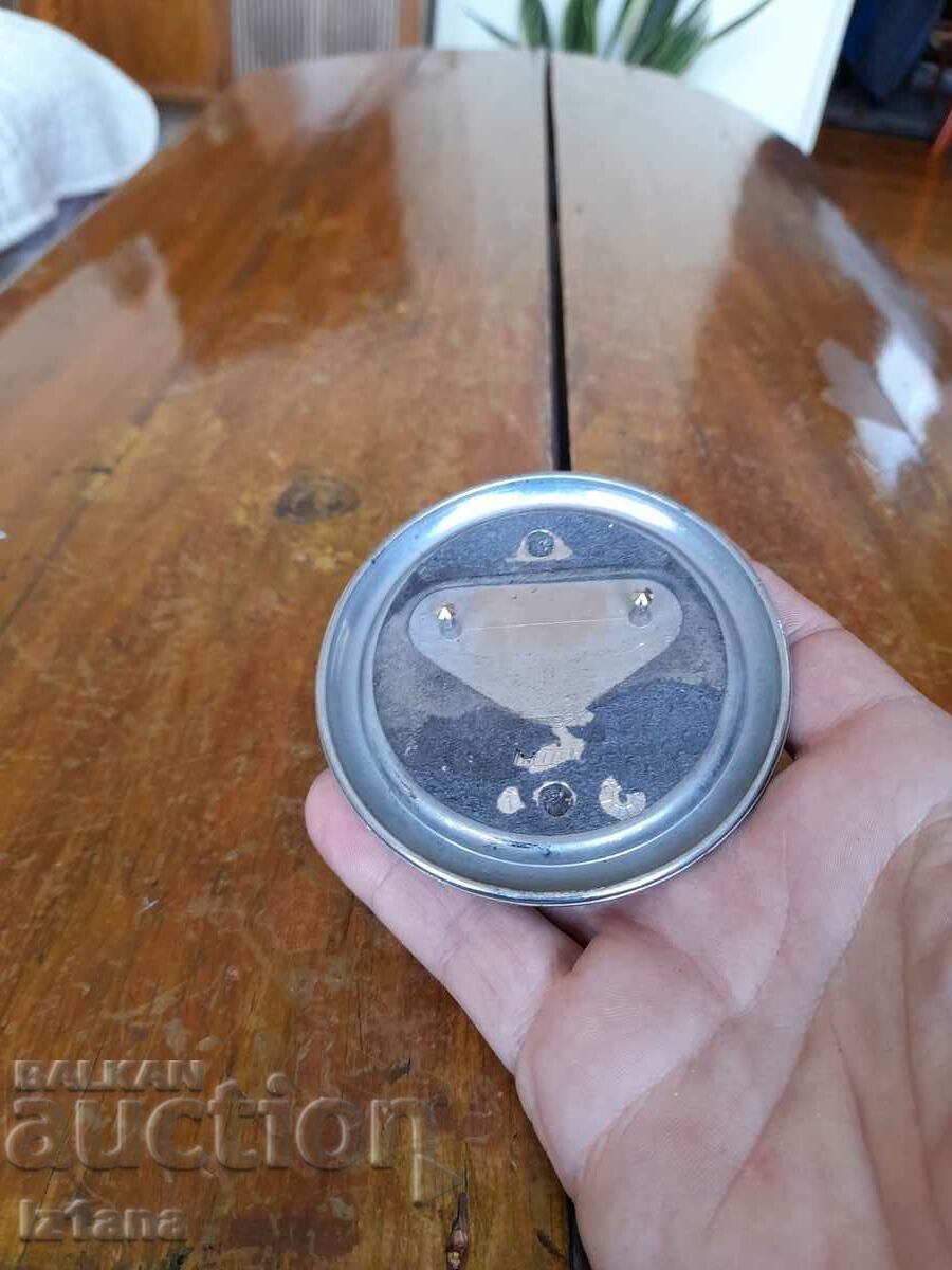 Delivery of Old Fiat emblem Delivery of Old Fiat emblem