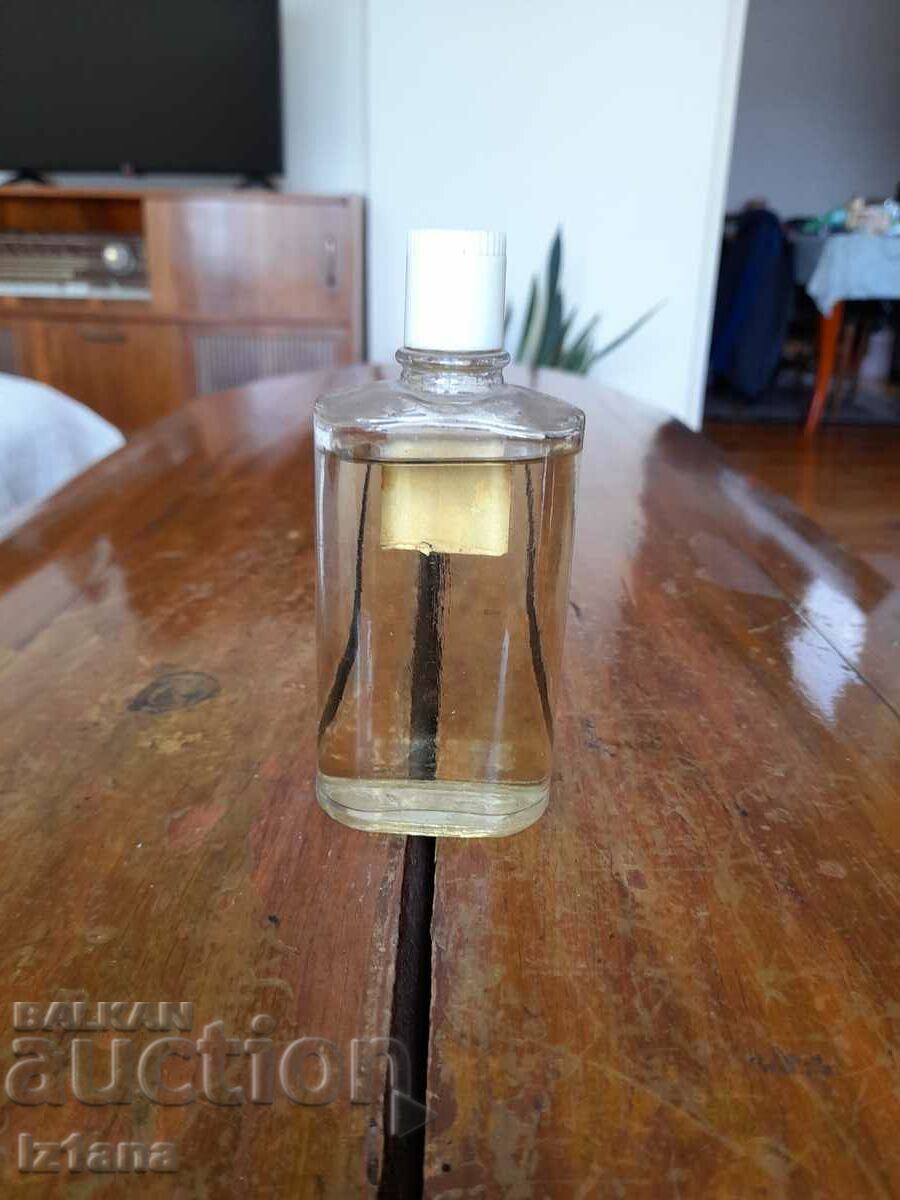 Licitație Vechi Apa de Colonie Turist