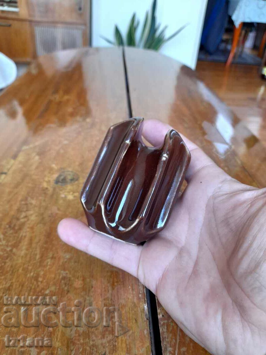 Old porcelain antenna insulator with price 22.00 BGN | € 11.25 Old porcelain antenna insulator with price 22.00 BGN | € 11.25