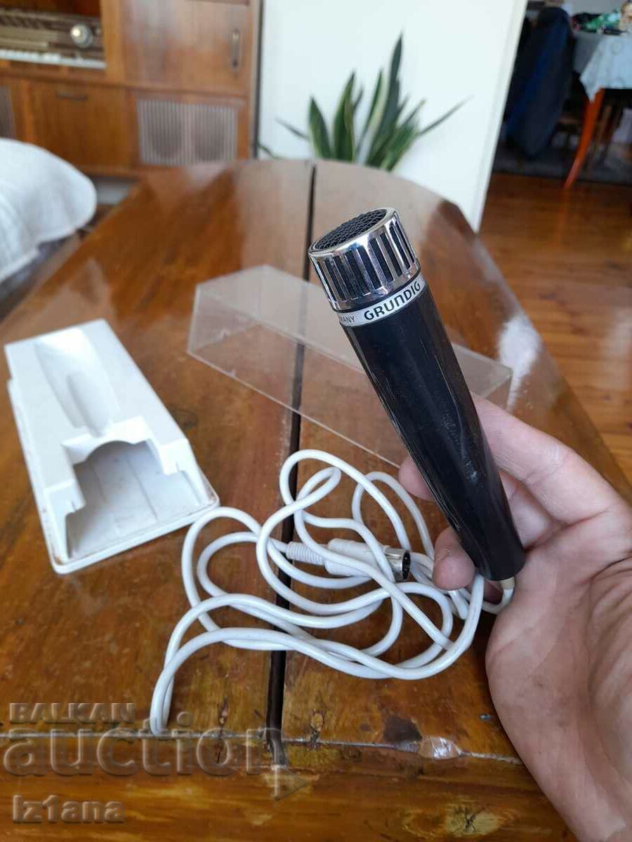 Old Grundig GDM 317 microphone with price 65.00 BGN | € 33.23 Old Grundig GDM 317 microphone with price 65.00 BGN | € 33.23
