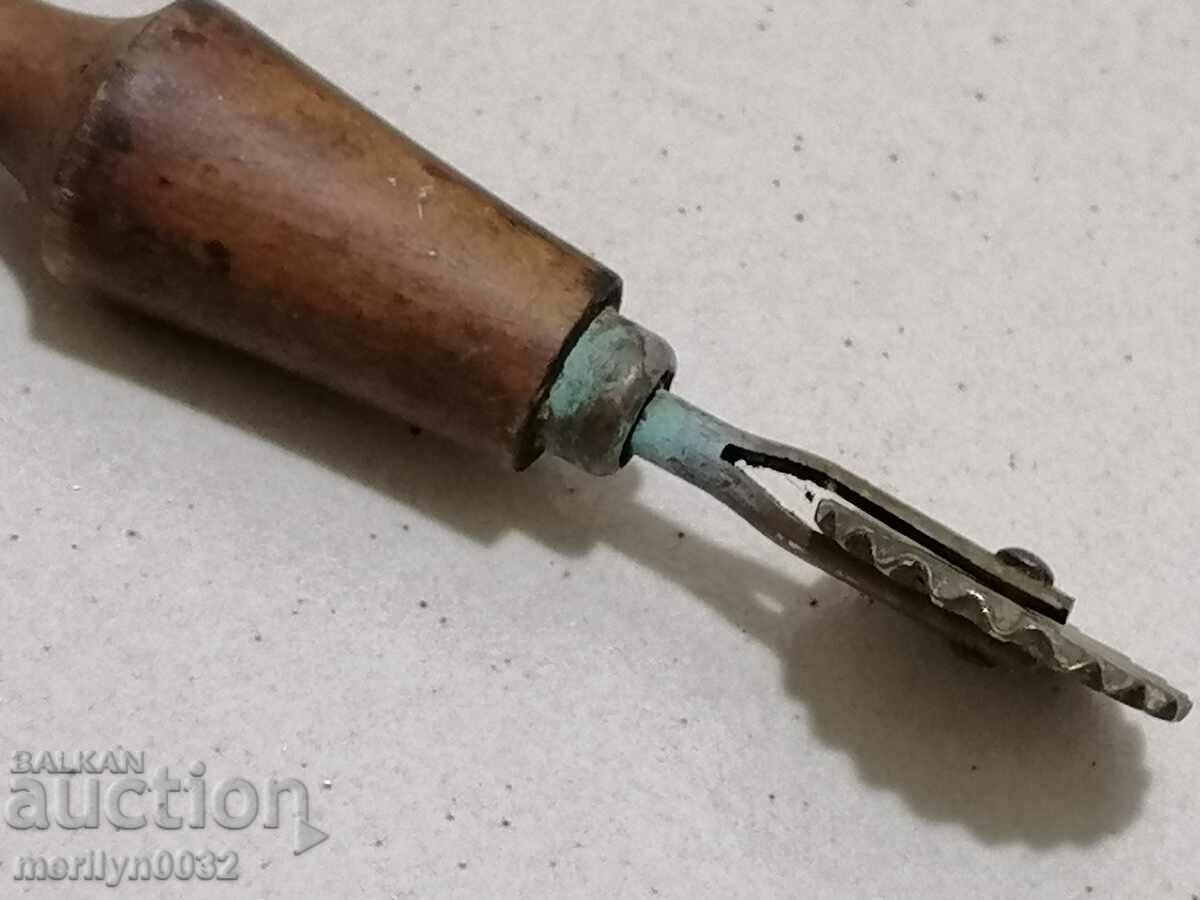 An old leather cutting tool - 7 An old leather cutting tool - 7