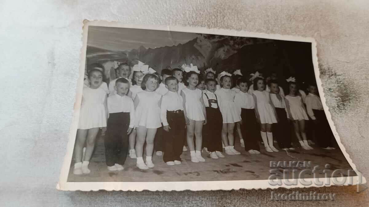 Foto Copii la grădiniță