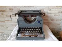 Old typewriter TRIUMPH STANDART 12 - Made in Germany