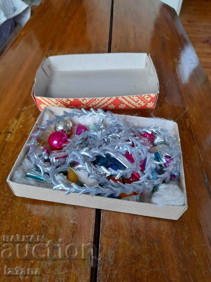 Аукцион Стари украшения за елха Малютка