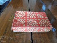 Παλιά διακοσμητικά για το χριστουγεννιάτικο δέντρο μικρό