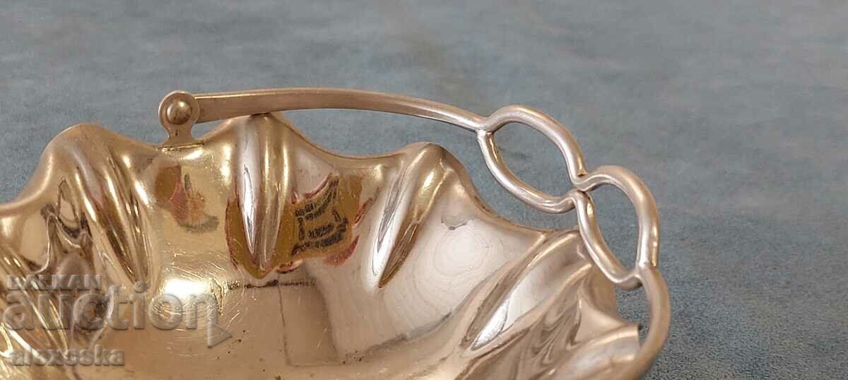 Auction  Bronze candy bowl