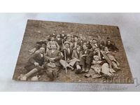 Photo Arda Men, women and children on the meadow