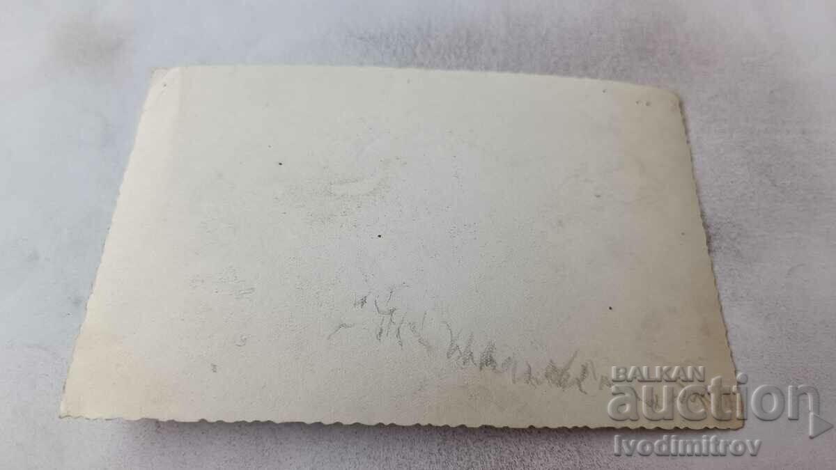 Photo Men and women in front of the State Textile Combine with price 1.35 BGN | € 0.69 Photo Men and women in front of the State Textile Combine with price 1.35 BGN | € 0.69