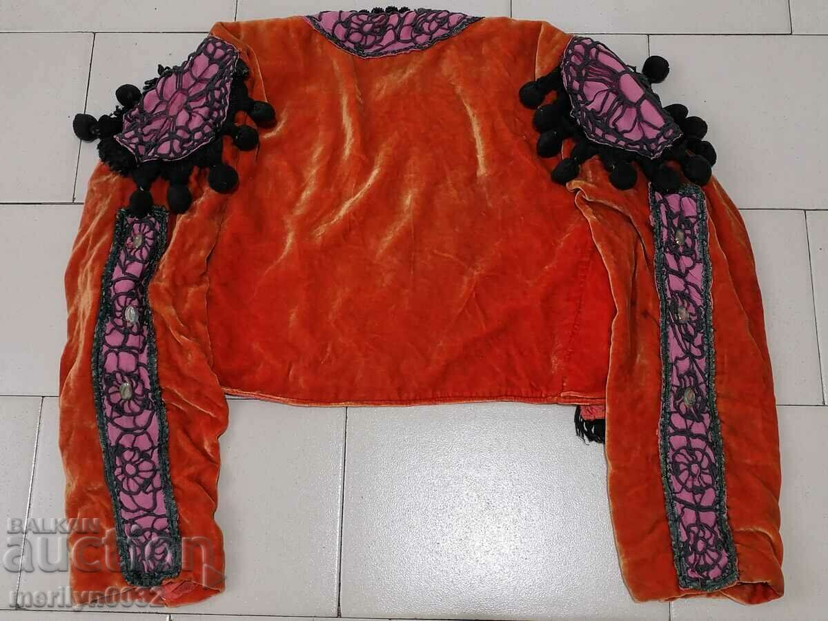 Old Bulgarian vest velvet beaded costume kontosh bodice with price 279.00 BGN | € 142.65 Old Bulgarian vest velvet beaded costume kontosh bodice with price 279.00 BGN | € 142.65