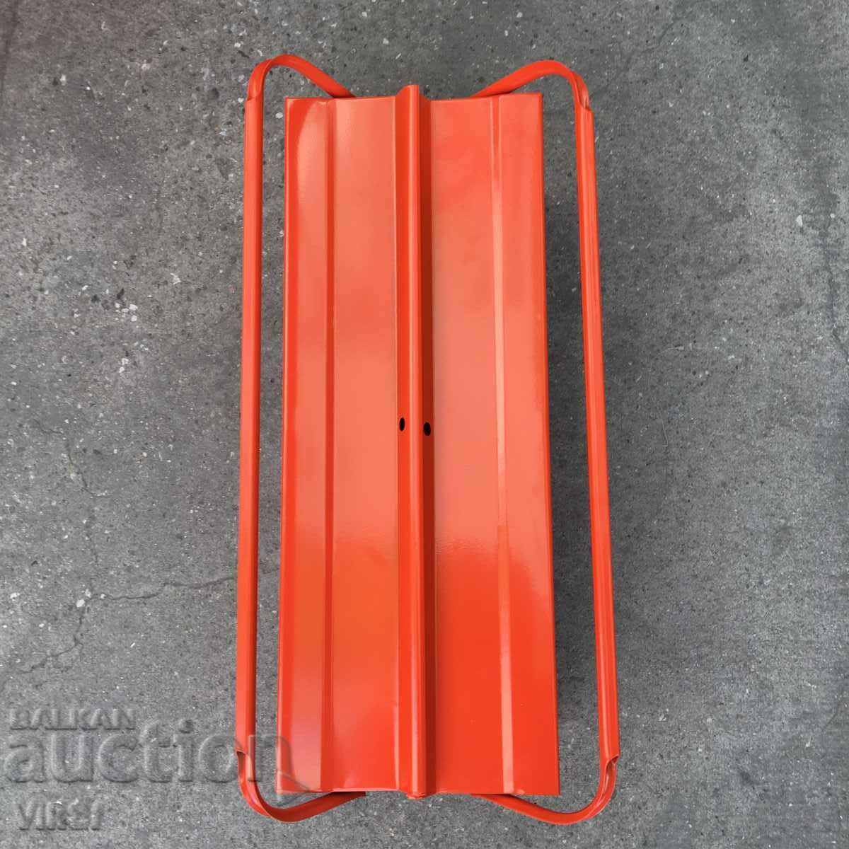 Delivery of Metal tool box with 5 compartments and padlock