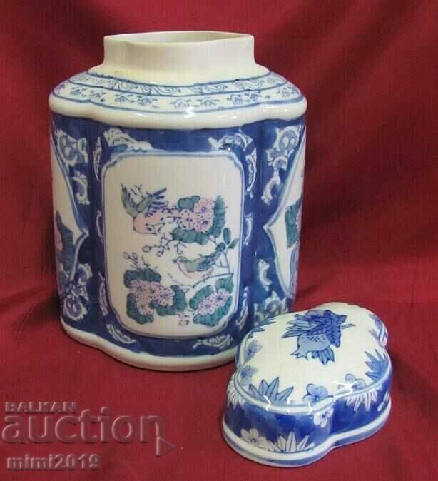 Porcelain bowl with lid for spices with price 50.00 BGN | € 25.56 Porcelain bowl with lid for spices with price 50.00 BGN | € 25.56