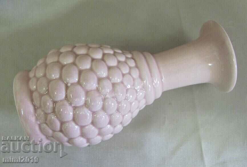 Auction Porcelain Vase Auction Porcelain Vase