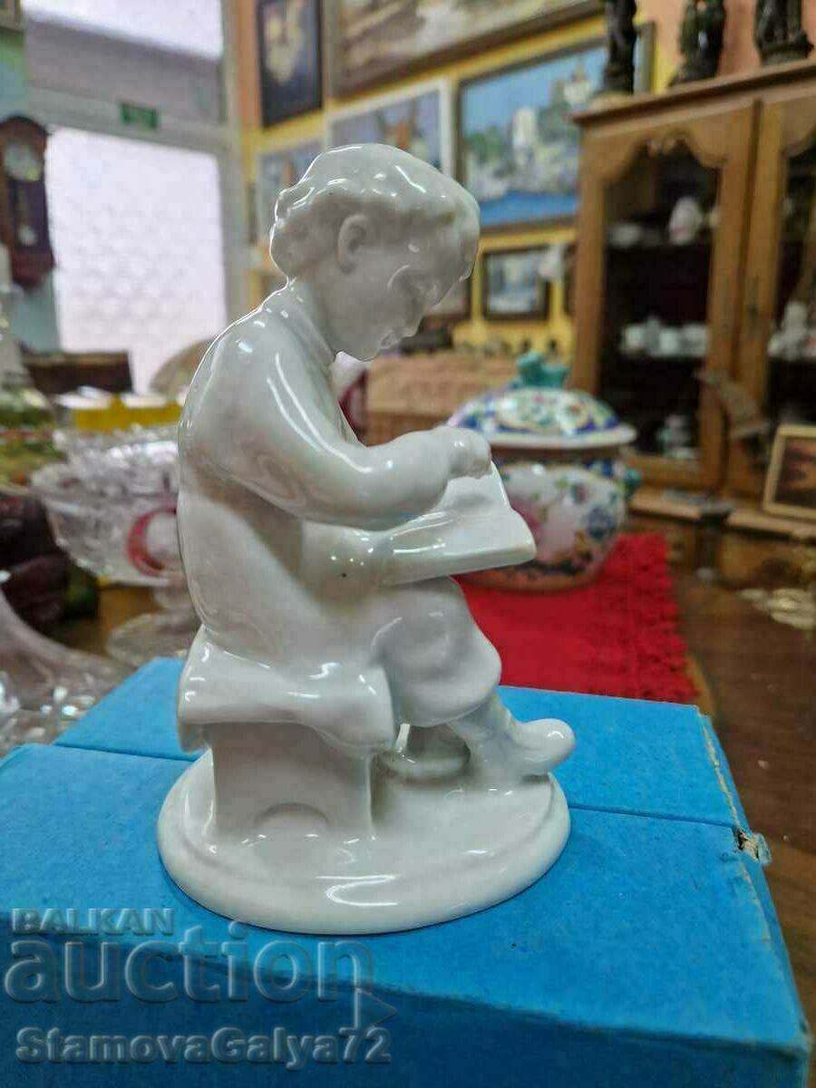 Аукцион Колекционерска антикварна руска порцеланова фигура ЛФЗ Аукцион Колекционерска антикварна руска порцеланова фигура ЛФЗ