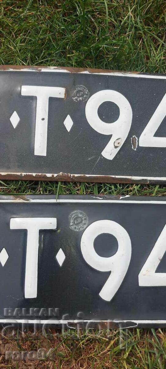PLATES - VEHICLES - OLD ENAMEL - 5 PLATES - VEHICLES - OLD ENAMEL - 5