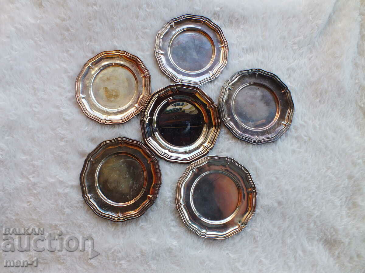 Set of 6 silver saucers Set of 6 silver saucers
