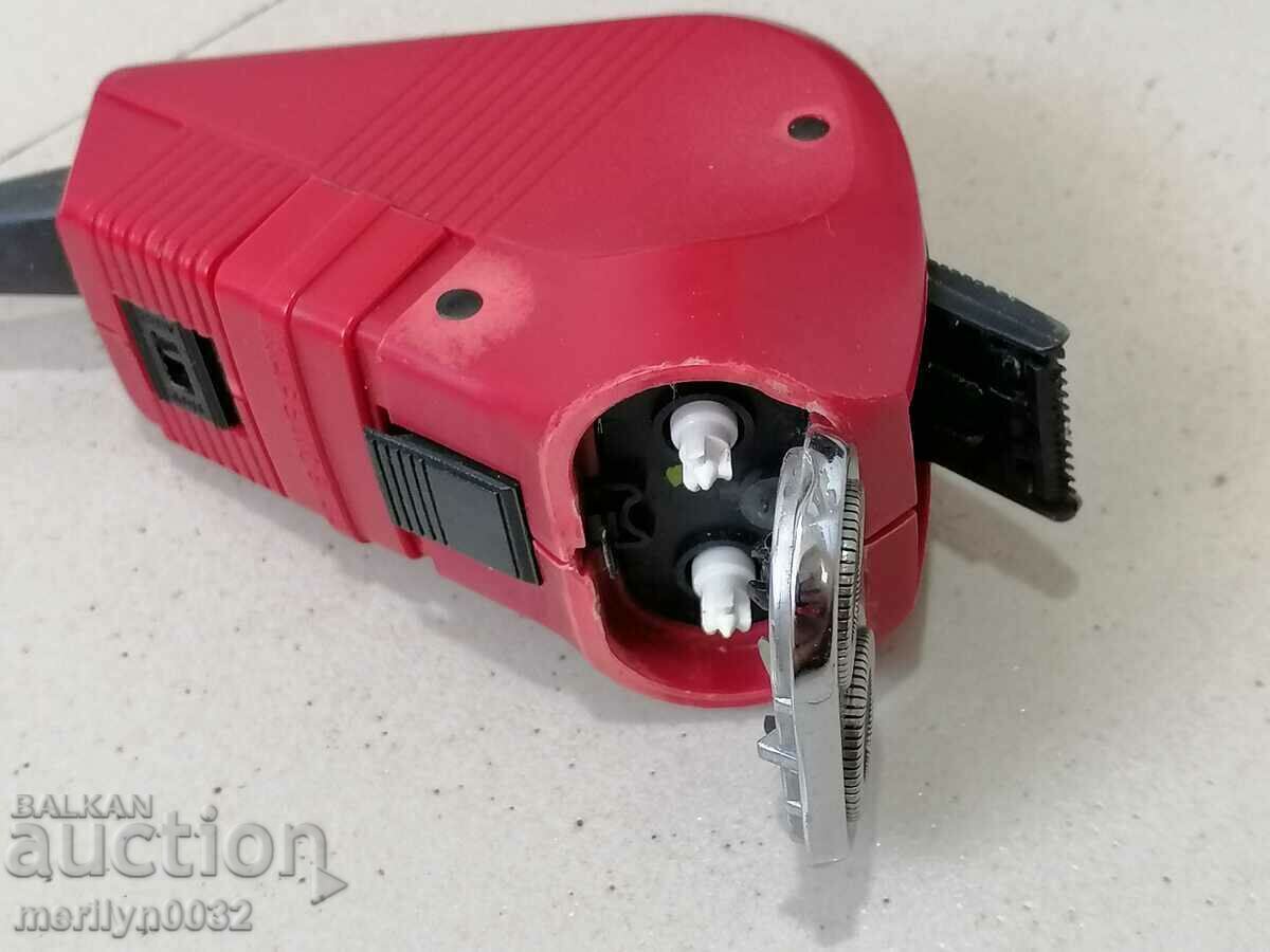 Electric shaver Kharkiv USSR WORKS - 6 Electric shaver Kharkiv USSR WORKS - 6