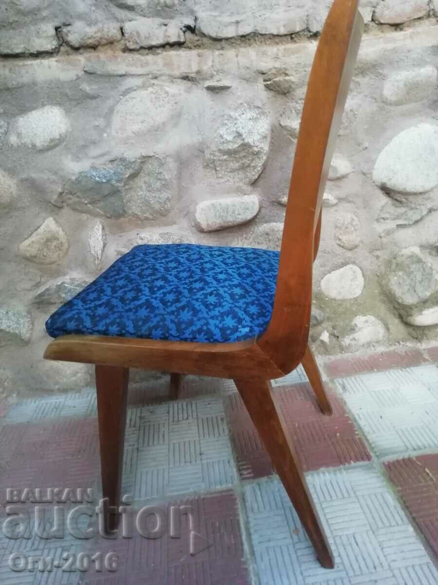 Retro, solid wooden chairs - 6 Retro, solid wooden chairs - 6