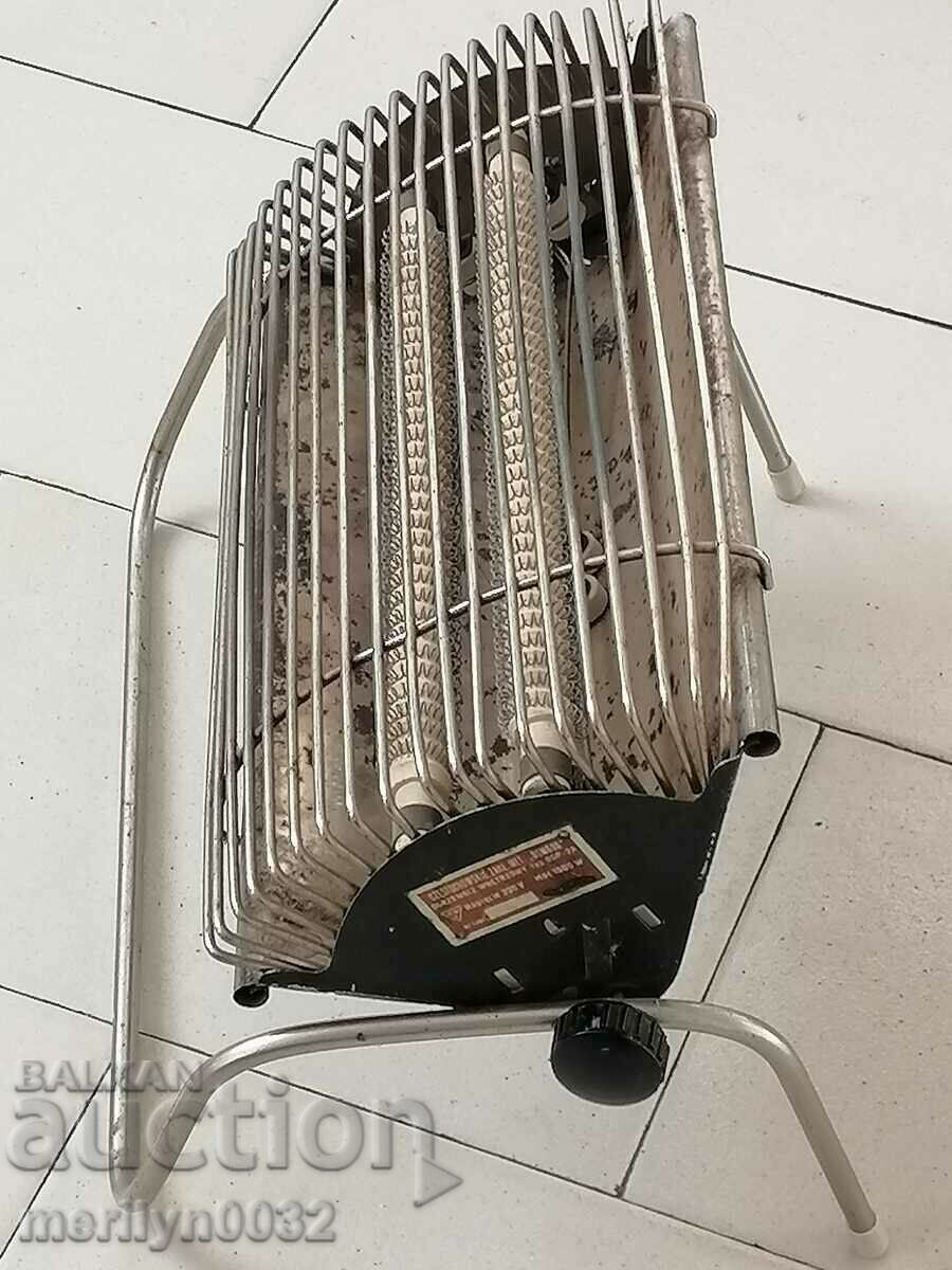 Delivery of Old electric heating stove from the 1960s