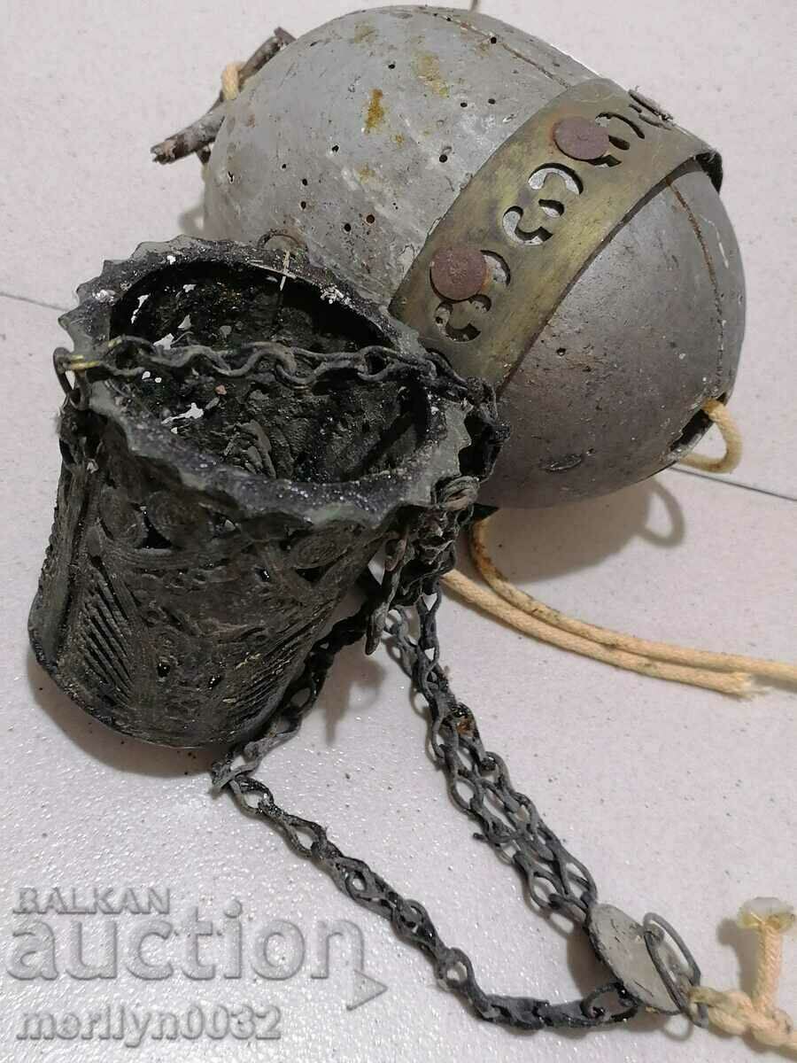 Old bronze lamp, icon, religion, cross with price 69.00 BGN | € 35.28 Old bronze lamp, icon, religion, cross with price 69.00 BGN | € 35.28