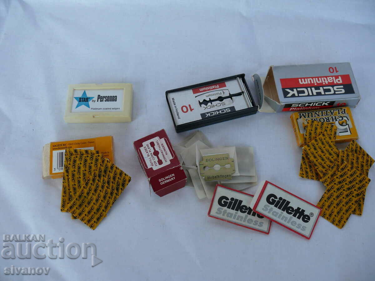 Аукцион Интересни стари бръснарски ножчета #1825