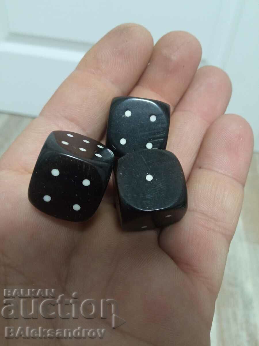 Lot of three old bakelite dice