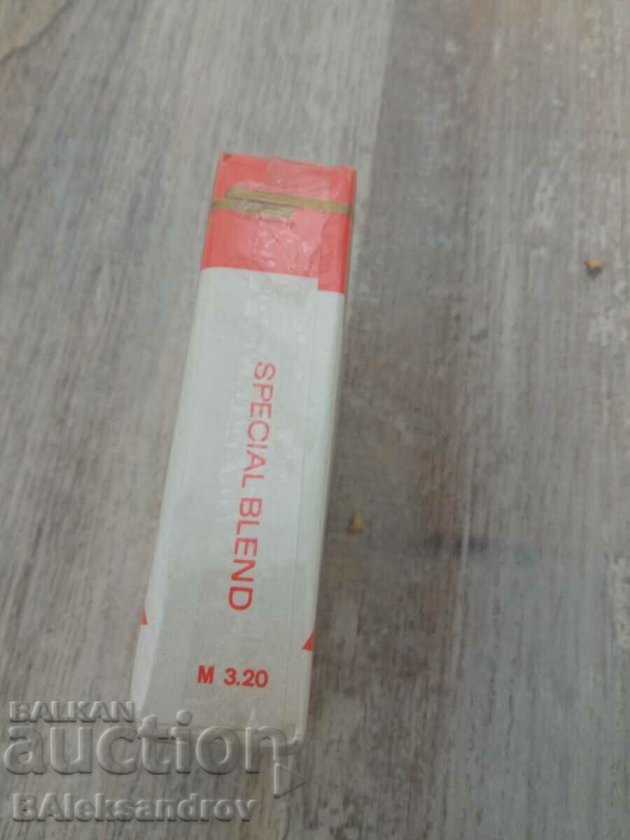 Pack of old cigarettes for collection with price 32.00 BGN | € 16.36 Pack of old cigarettes for collection with price 32.00 BGN | € 16.36