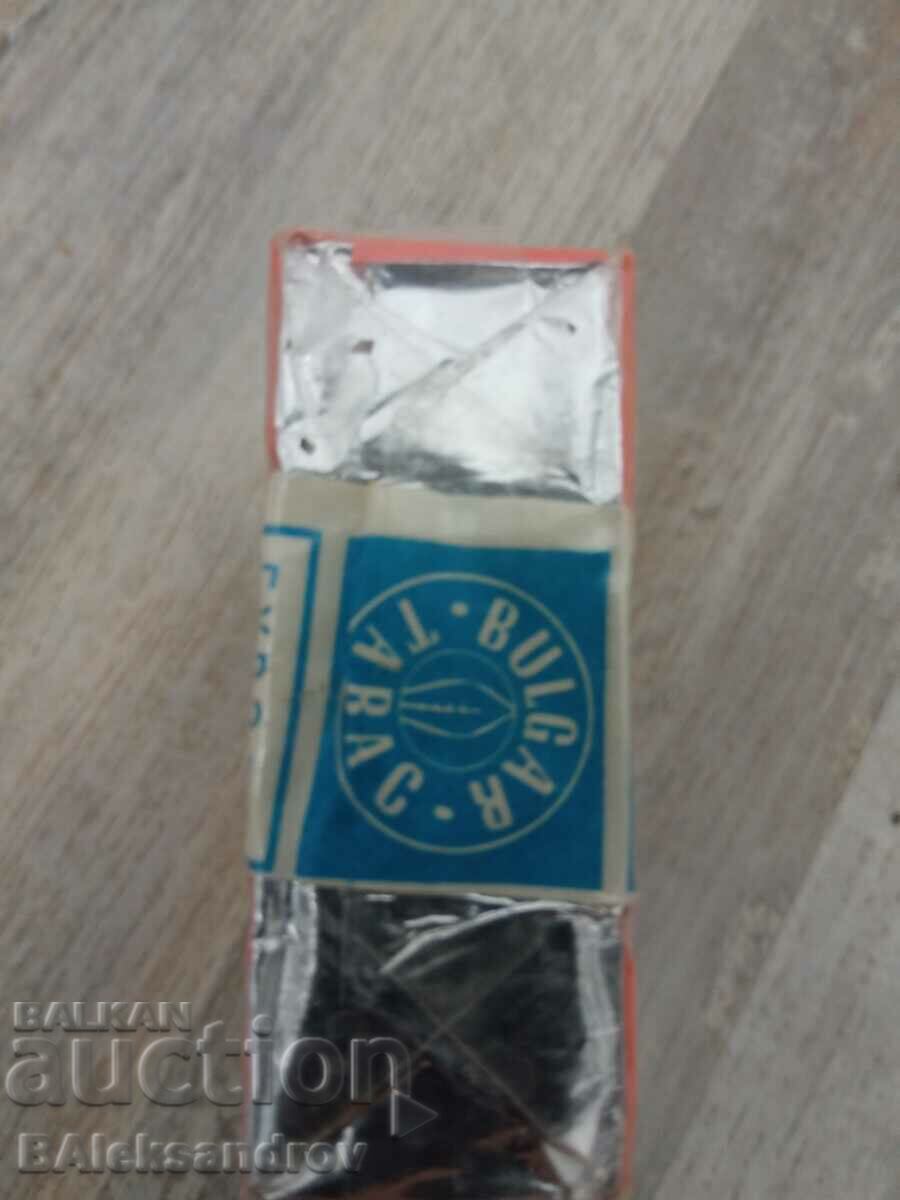 Pack of old cigarettes for collection - 5 Pack of old cigarettes for collection - 5