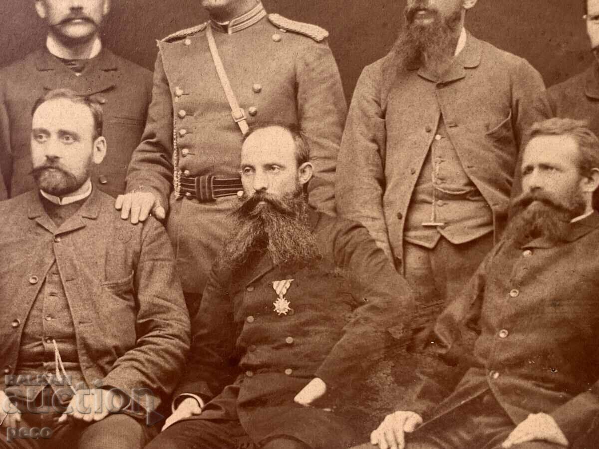 Delivery of Personalities old photo cardboard