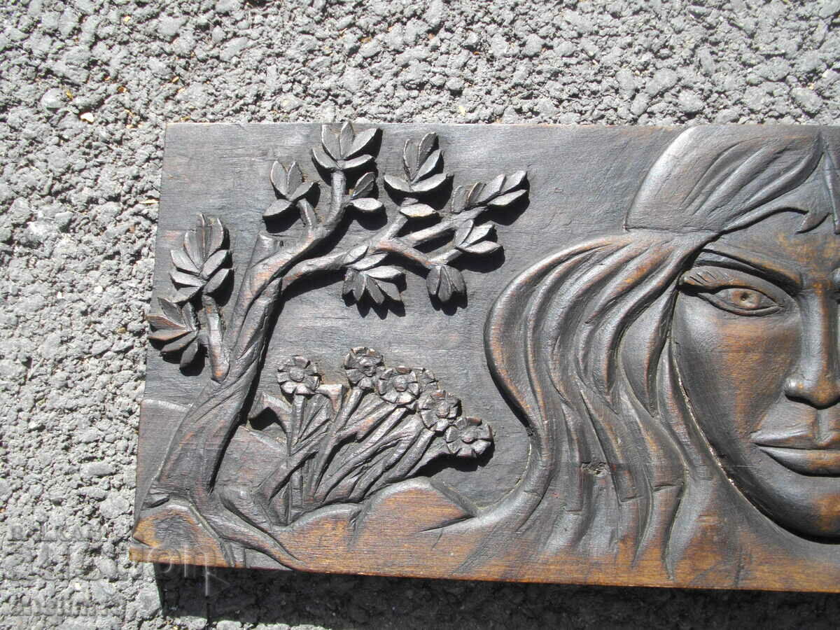 Παλιά βουλγαρική ΞΥΛΟΓΛΥΠΤΙΚΗ με τιμή 160.00 BGN | € 81.81 Παλιά βουλγαρική ΞΥΛΟΓΛΥΠΤΙΚΗ με τιμή 160.00 BGN | € 81.81