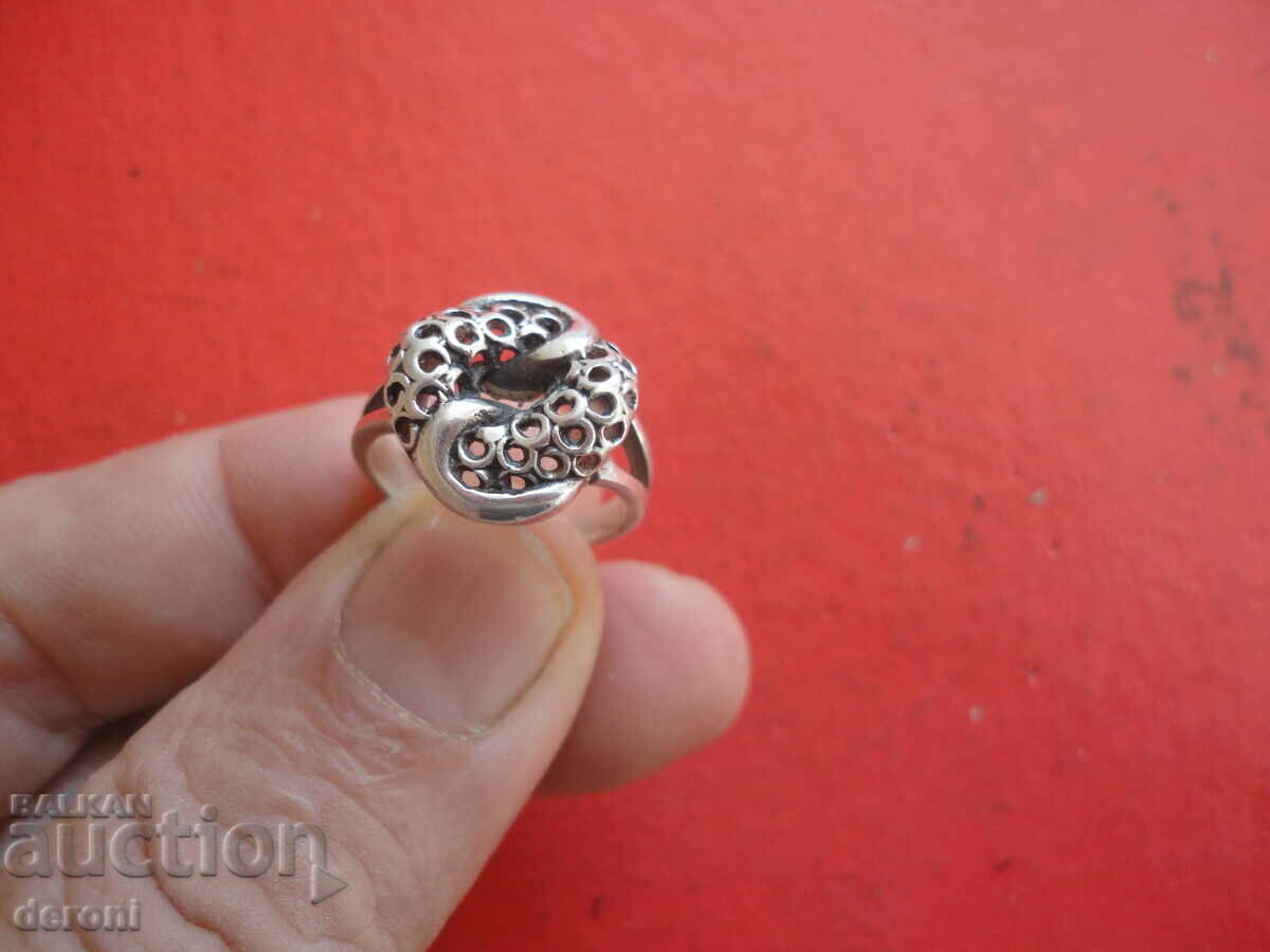 Amazing 925 silver ring with price 30.00 BGN | € 15.34