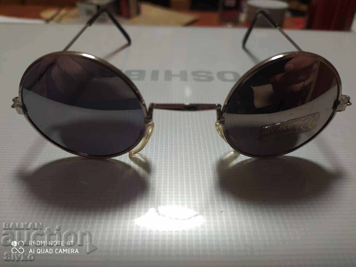 Sunglasses with price 0.99 BGN | € 0.51
