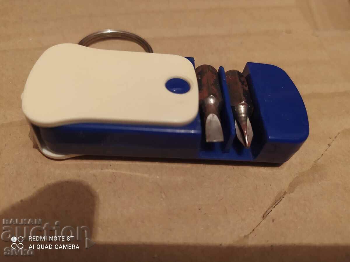 Auction  Keychain with tools