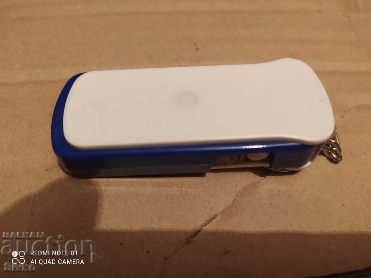 Delivery of Keychain with tools