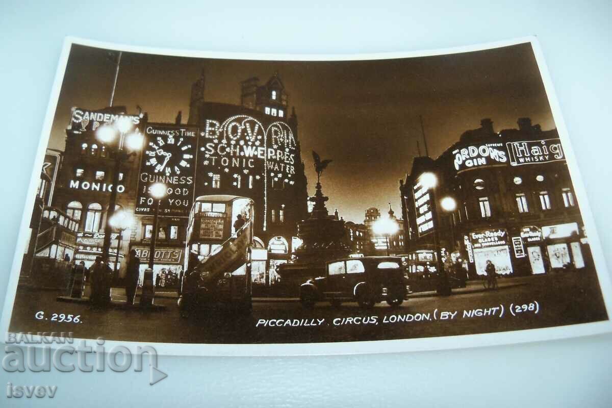 Old postcard Piccadilly Square London with price 10.00 BGN | € 5.11 Old postcard Piccadilly Square London with price 10.00 BGN | € 5.11
