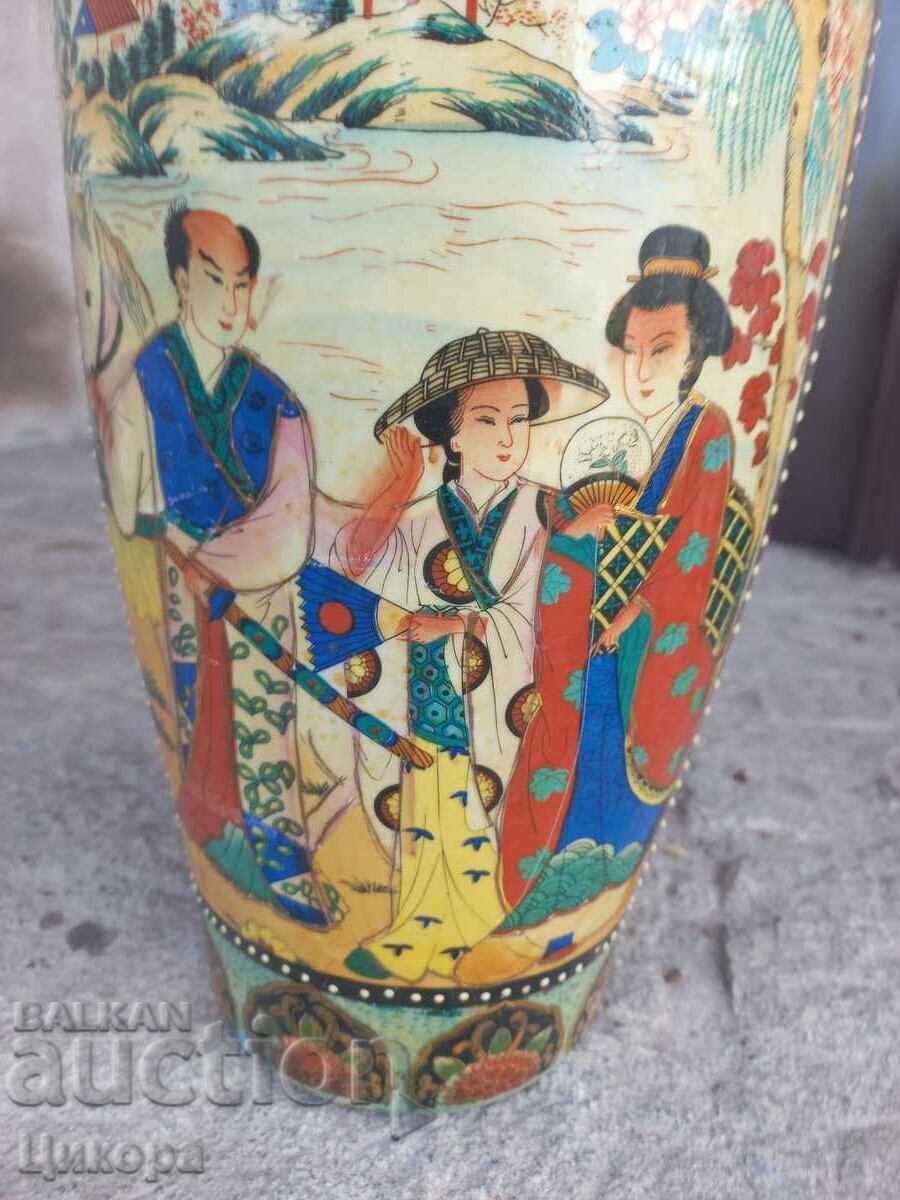 LARGE SATSUMA PORCELAIN VASE with price 399.00 BGN | € 204.01