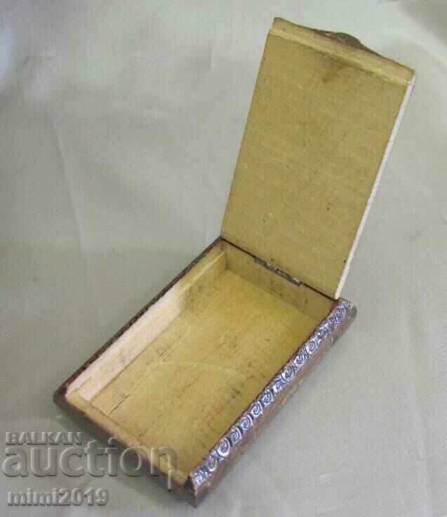 Παλιά Μίνι Ξύλινη Ταμπακιέρα με τιμή 27.00 BGN | € 13.80 Παλιά Μίνι Ξύλινη Ταμπακιέρα με τιμή 27.00 BGN | € 13.80