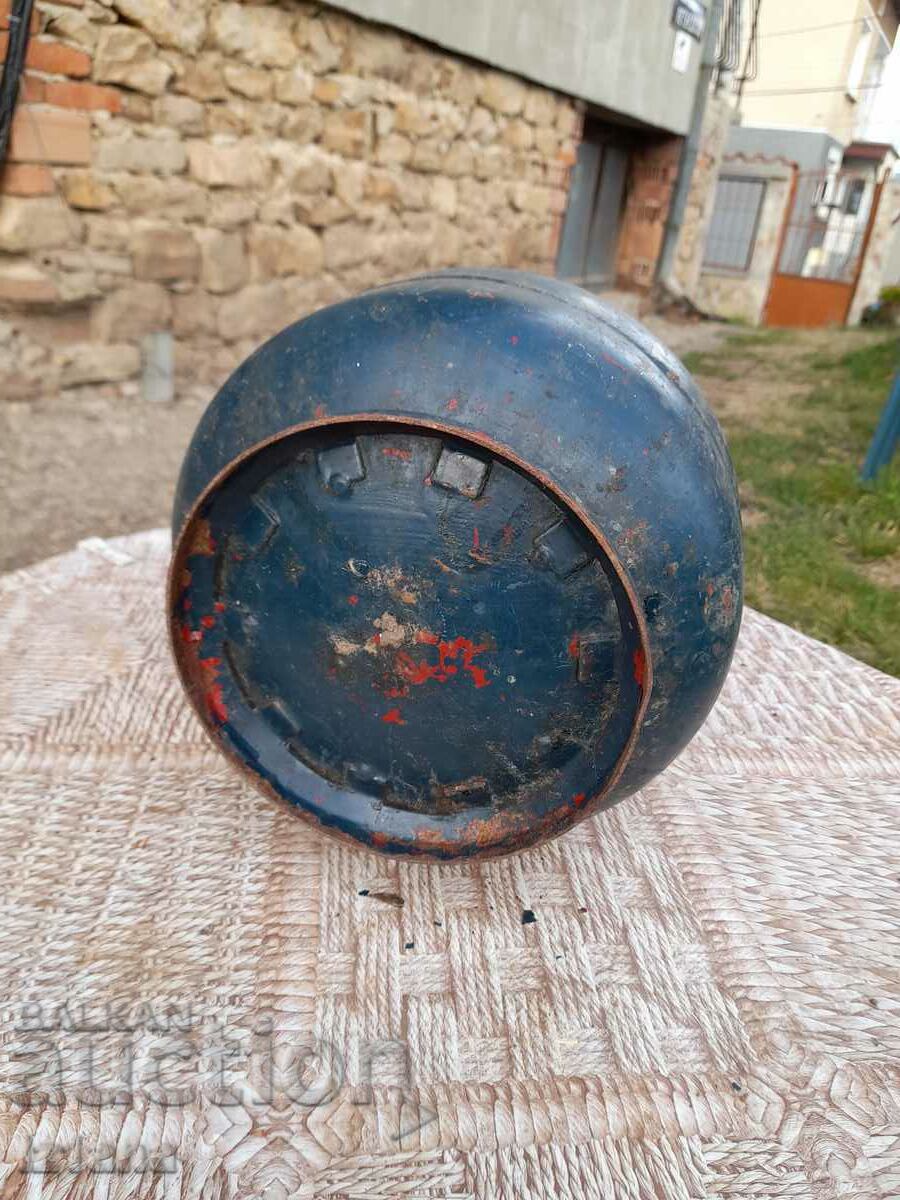 Old tourist gas bottle - 6 Old tourist gas bottle - 6