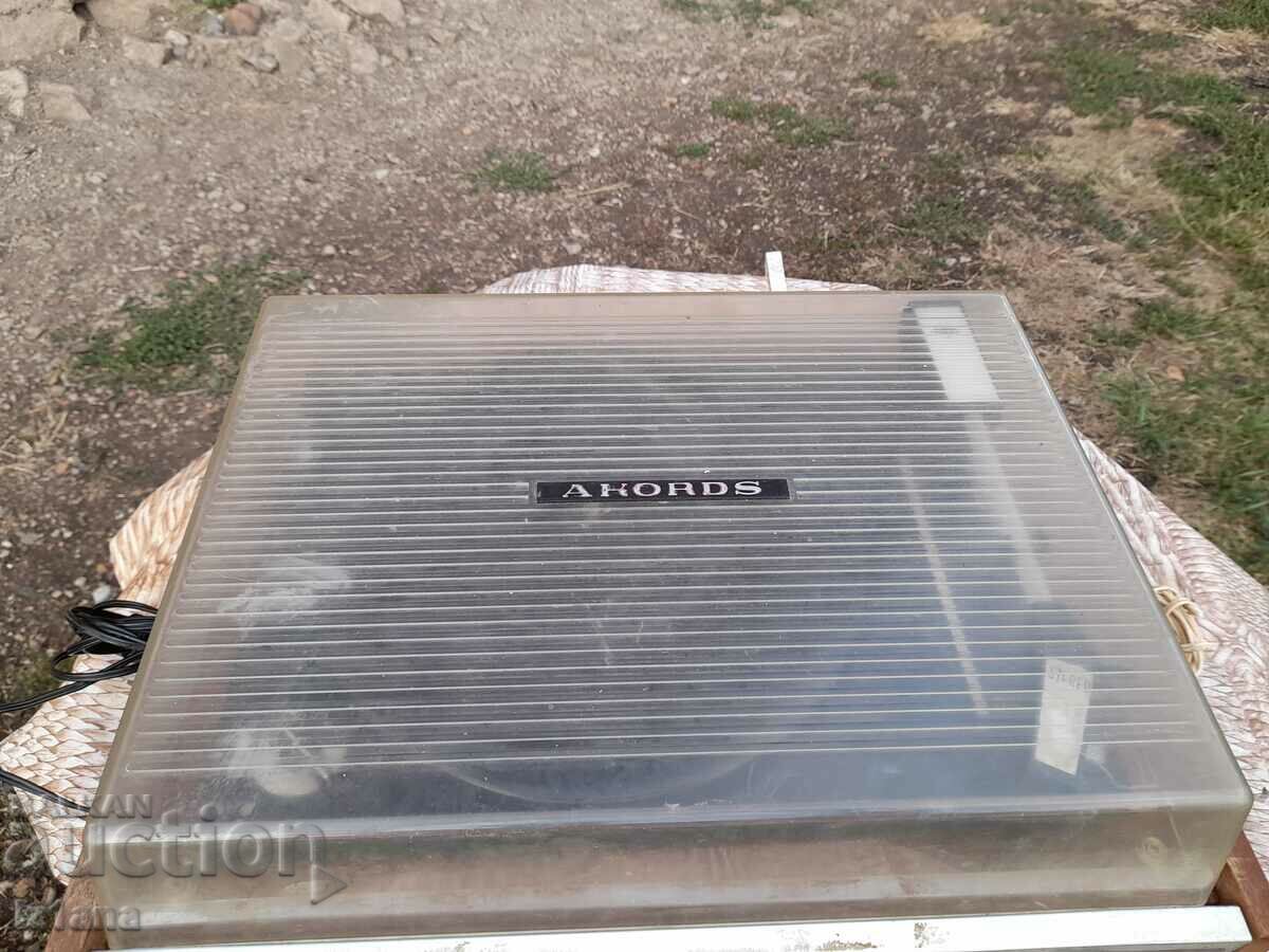 Old Acords turntable with price 55.00 BGN | € 28.12 Old Acords turntable with price 55.00 BGN | € 28.12