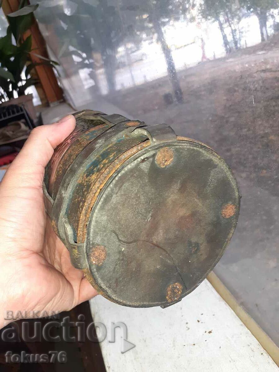 Delivery of A very old thermos from imperial times Delivery of A very old thermos from imperial times