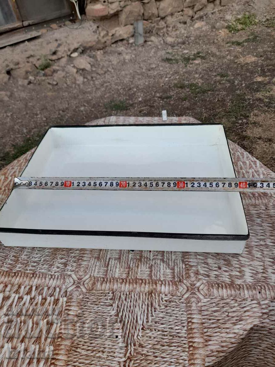 Delivery of Old enameled tray, pan Delivery of Old enameled tray, pan