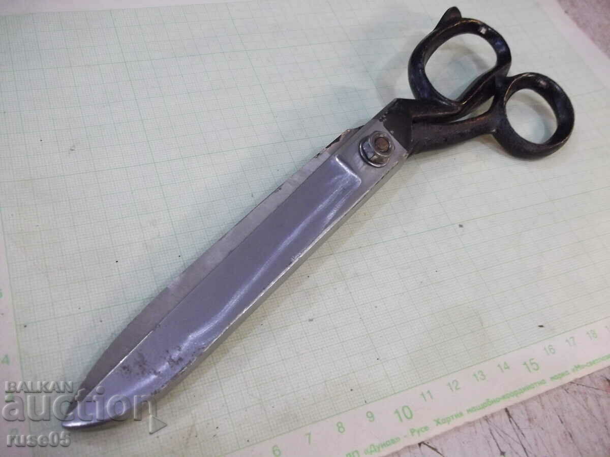 Tailor's scissors medium type 240 mm. from "P.Denev-Gabrovo" - 5 Tailor's scissors medium type 240 mm. from "P.Denev-Gabrovo" - 5