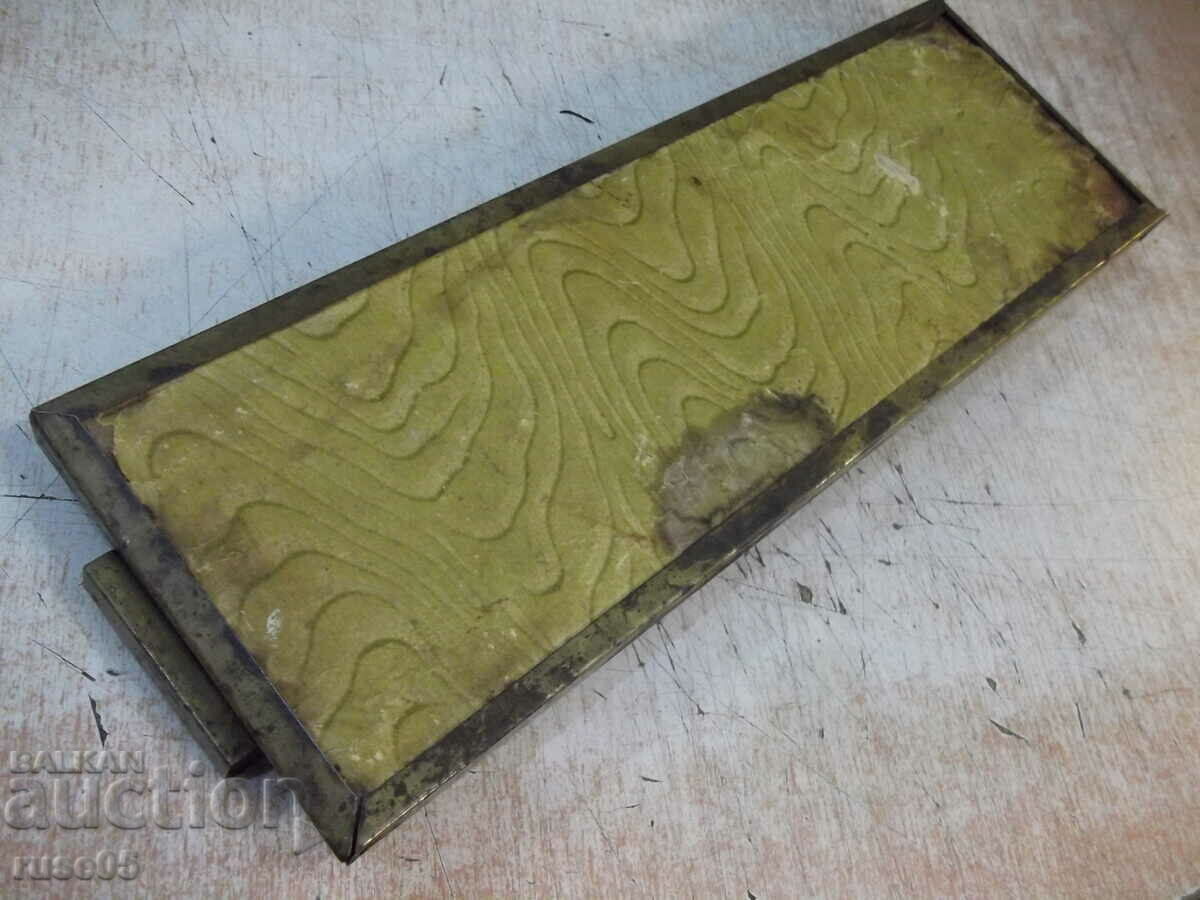 Delivery of Old tray for coffee, tea, sweets and others