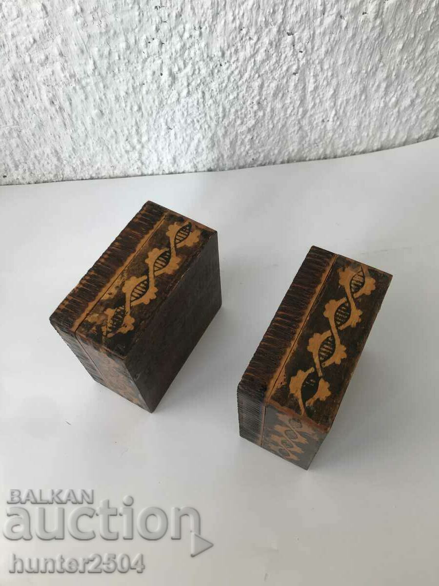 Livrarea Cutii-desen si pirografie-2 buc