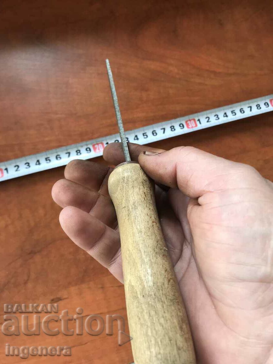 Δημοπρασία ΕΠΙΠΕΔΟ ΠΡΙΟΝΙ ΓΙΑ ΜΕΤΑΛΛΟ ΕΝΑ ΚΑΙΝΟΥΡΓΙΟ ΕΡΓΑΛΕΙΟ ΑΠΟ ΤΟ ΠΑΛΙΟ ΥΛΙΚΟ Δημοπρασία ΕΠΙΠΕΔΟ ΠΡΙΟΝΙ ΓΙΑ ΜΕΤΑΛΛΟ ΕΝΑ ΚΑΙΝΟΥΡΓΙΟ ΕΡΓΑΛΕΙΟ ΑΠΟ ΤΟ ΠΑΛΙΟ ΥΛΙΚΟ