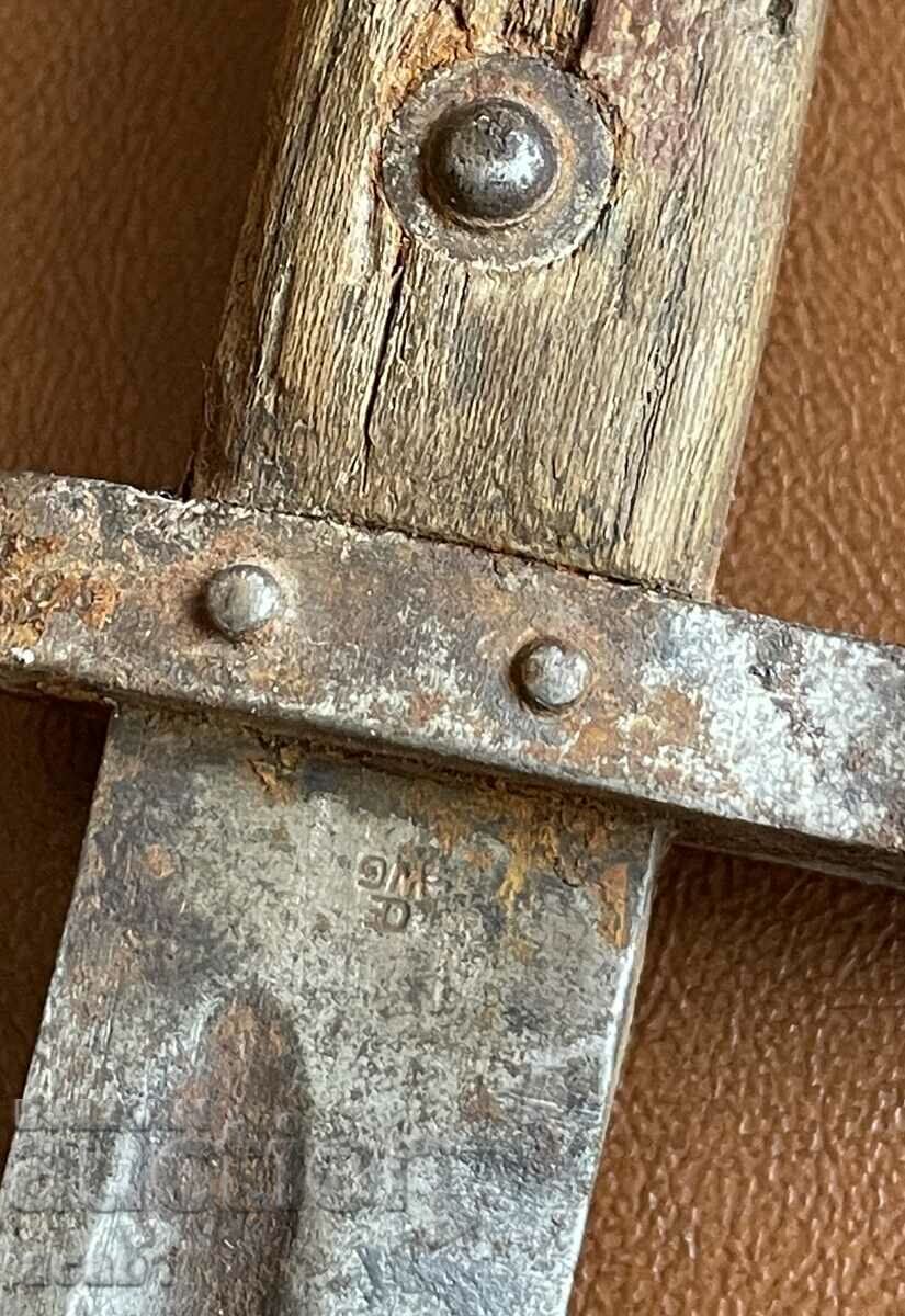 Delivery of Manlicher bayonet from the ceiling