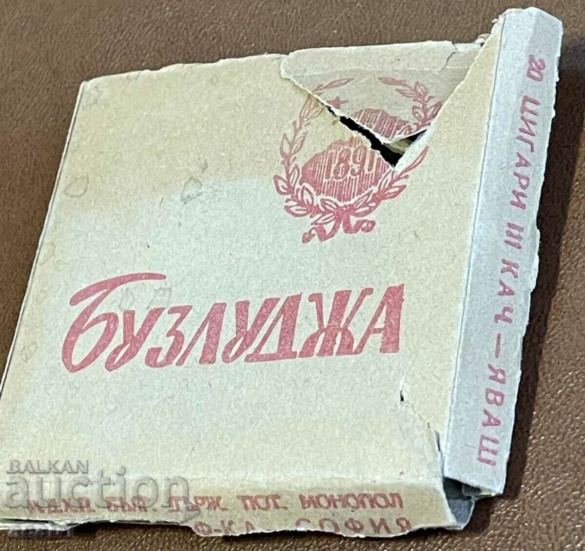 Auction Old cigarette box "Buzludzha" Auction Old cigarette box "Buzludzha"